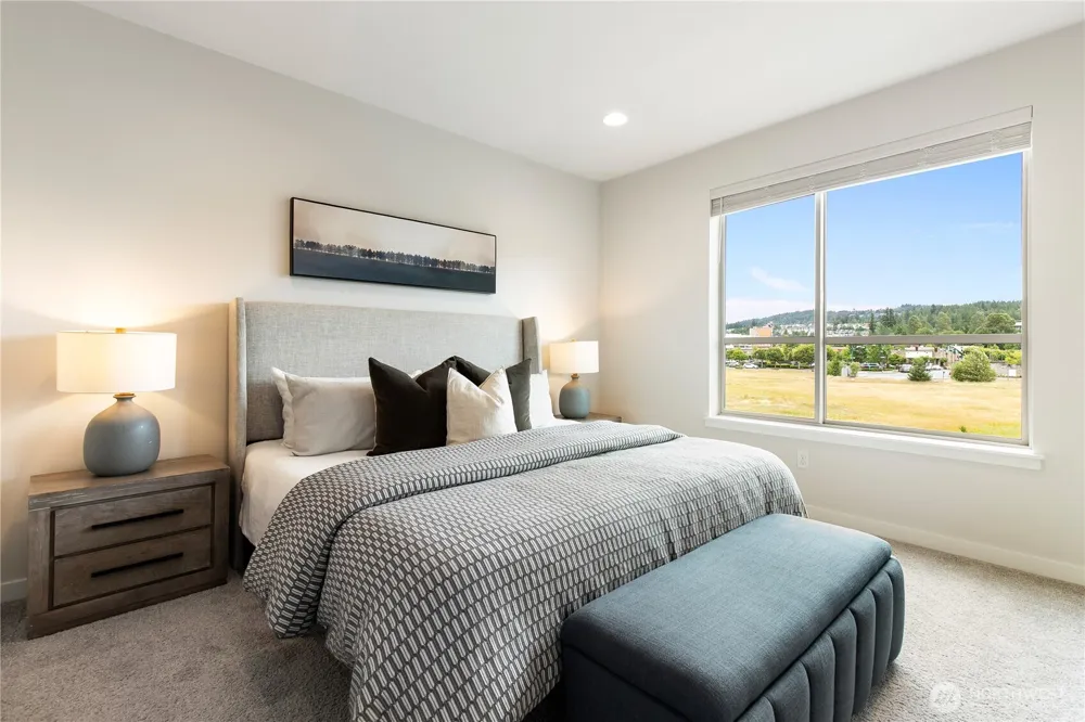 1429 8th Avenue NE #8 Issaquah, WA 98029
