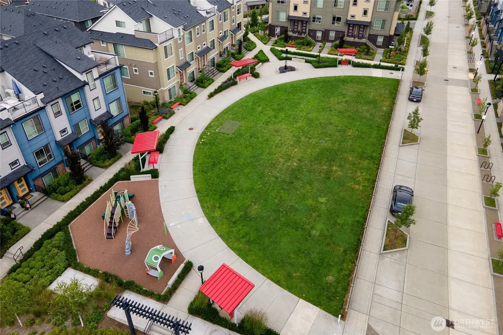 1429 8th Avenue NE #8 Issaquah, WA 98029