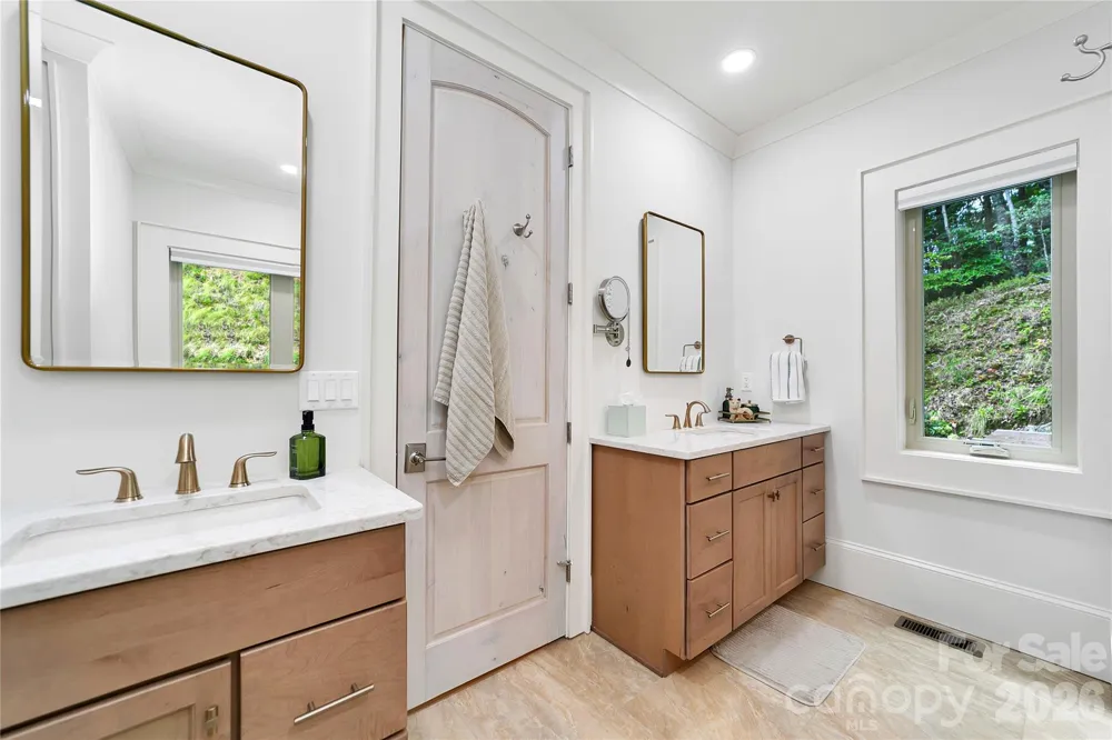 144 Laurel Creek Cedar Mountain, NC 28718