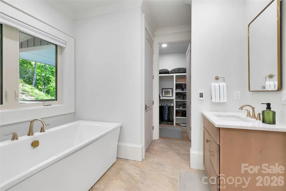 144 Laurel Creek Cedar Mountain, NC 28718