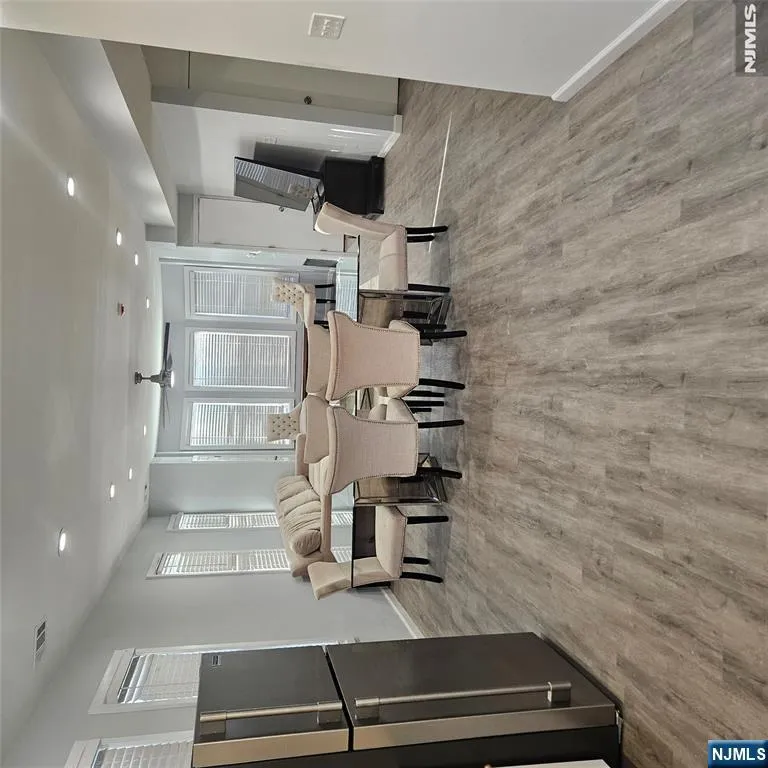314 N Park Street 2 East Orange, NJ 07017