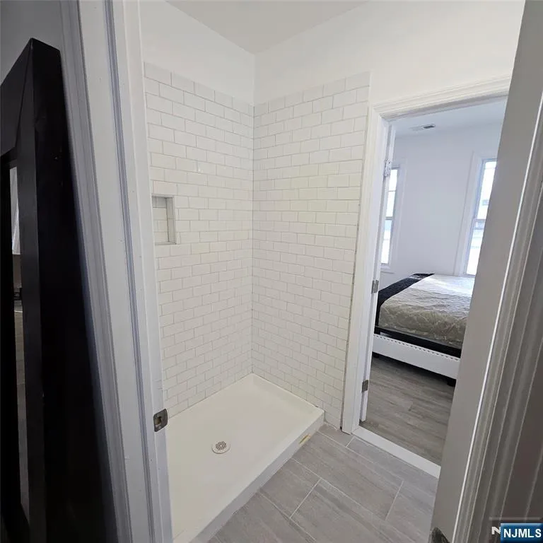 314 N Park Street 2 East Orange, NJ 07017