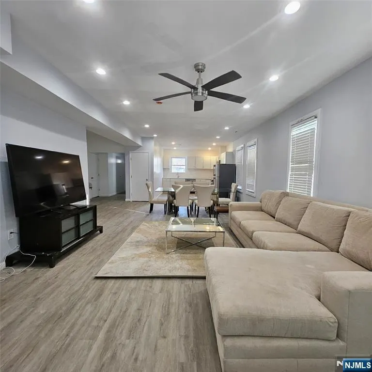 314 N Park Street 2 East Orange, NJ 07017