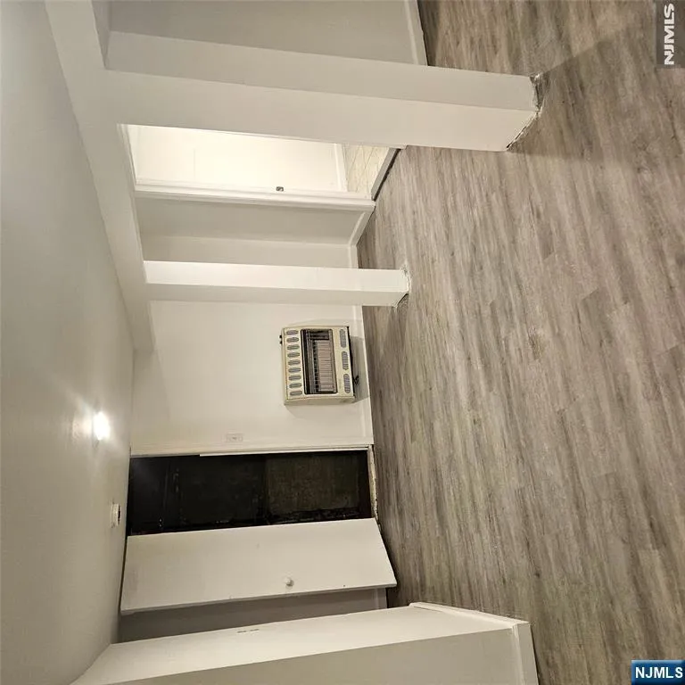 314 N Park Street 2 East Orange, NJ 07017