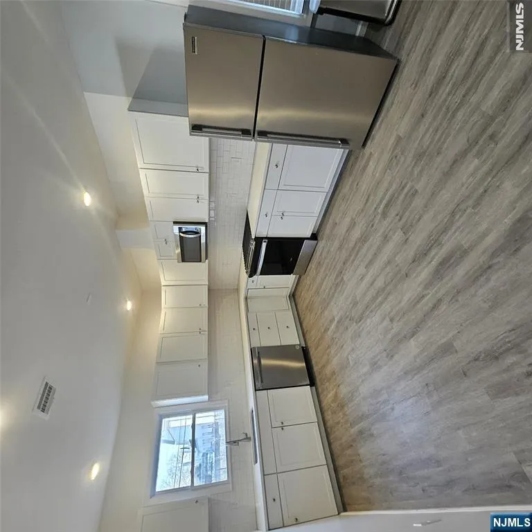 314 N Park Street 2 East Orange, NJ 07017