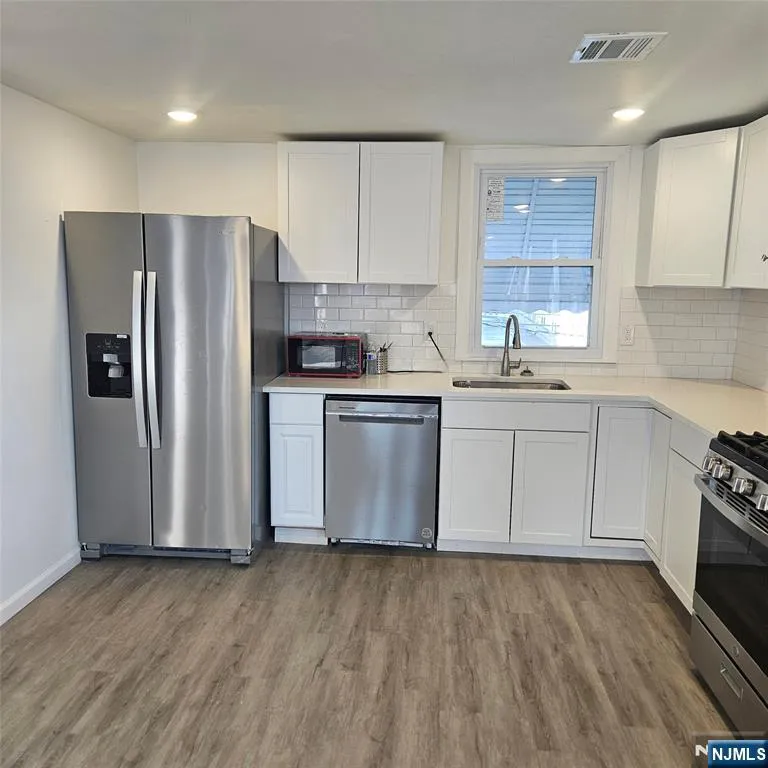 314 N Park Street 2 East Orange, NJ 07017