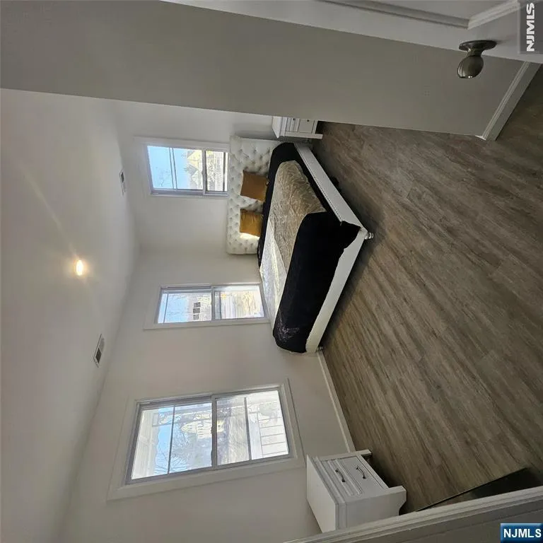314 N Park Street 2 East Orange, NJ 07017