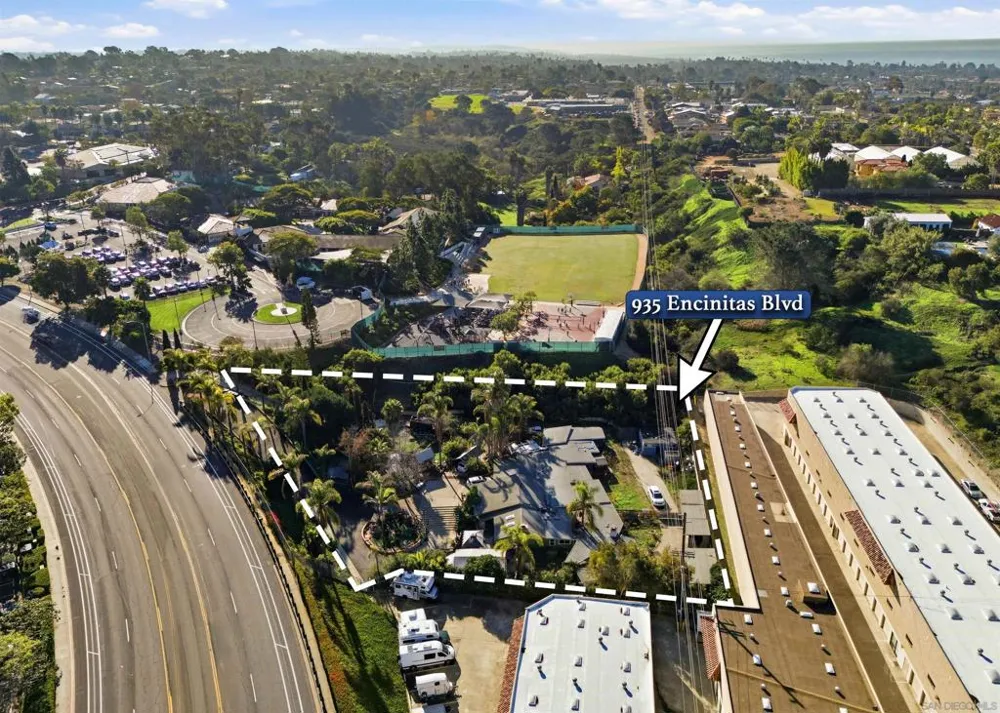 935 Encinitas Blvd Encinitas, CA 92024