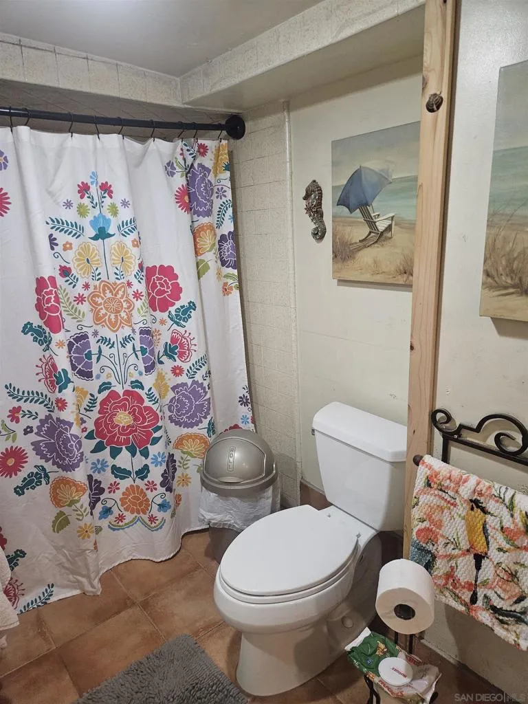 935 Encinitas Blvd Encinitas, CA 92024