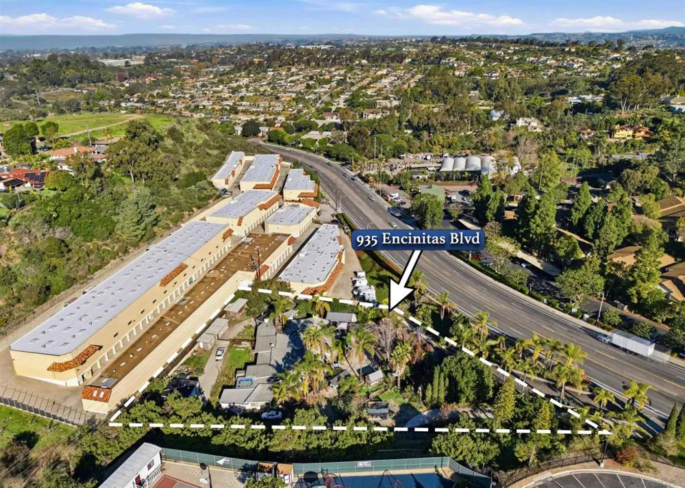935 Encinitas Blvd Encinitas, CA 92024