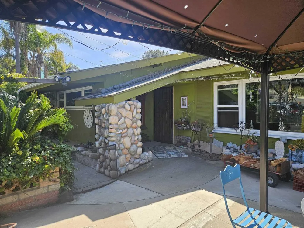 935 Encinitas Blvd Encinitas, CA 92024