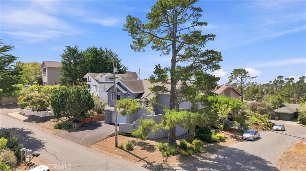 2770 Holden Cambria, CA 93428