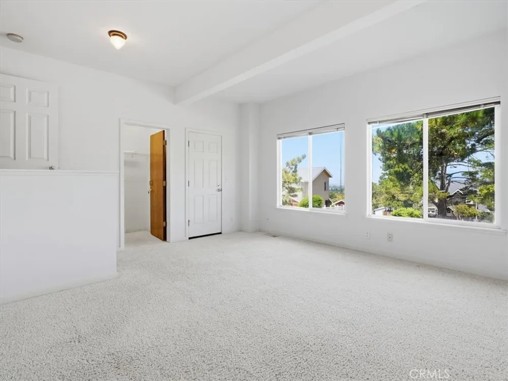2770 Holden Cambria, CA 93428