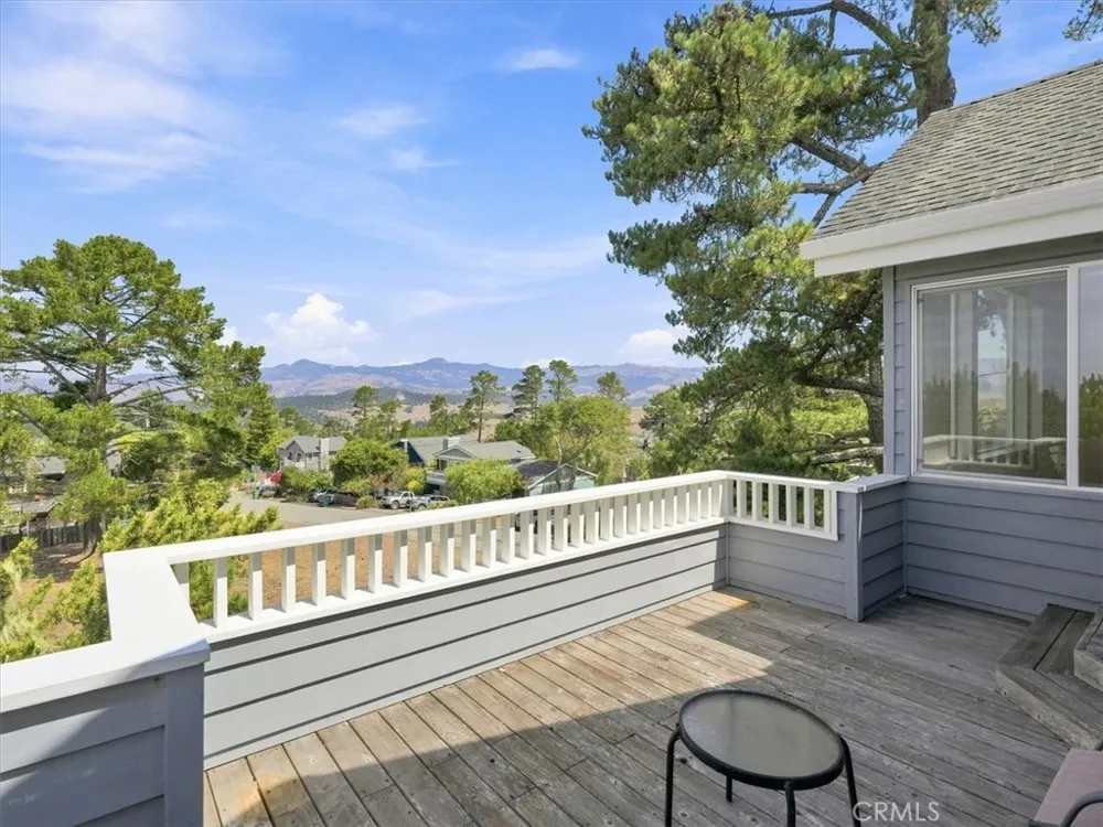 2770 Holden Cambria, CA 93428