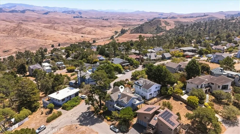 2770 Holden Cambria, CA 93428