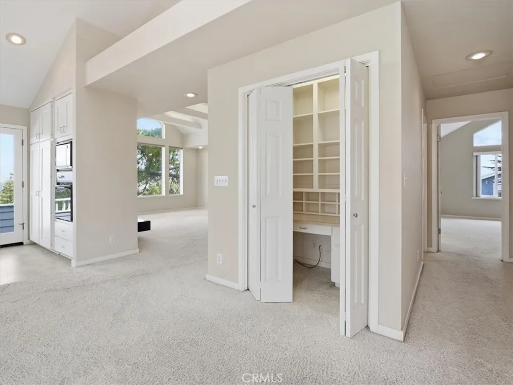 2770 Holden Cambria, CA 93428