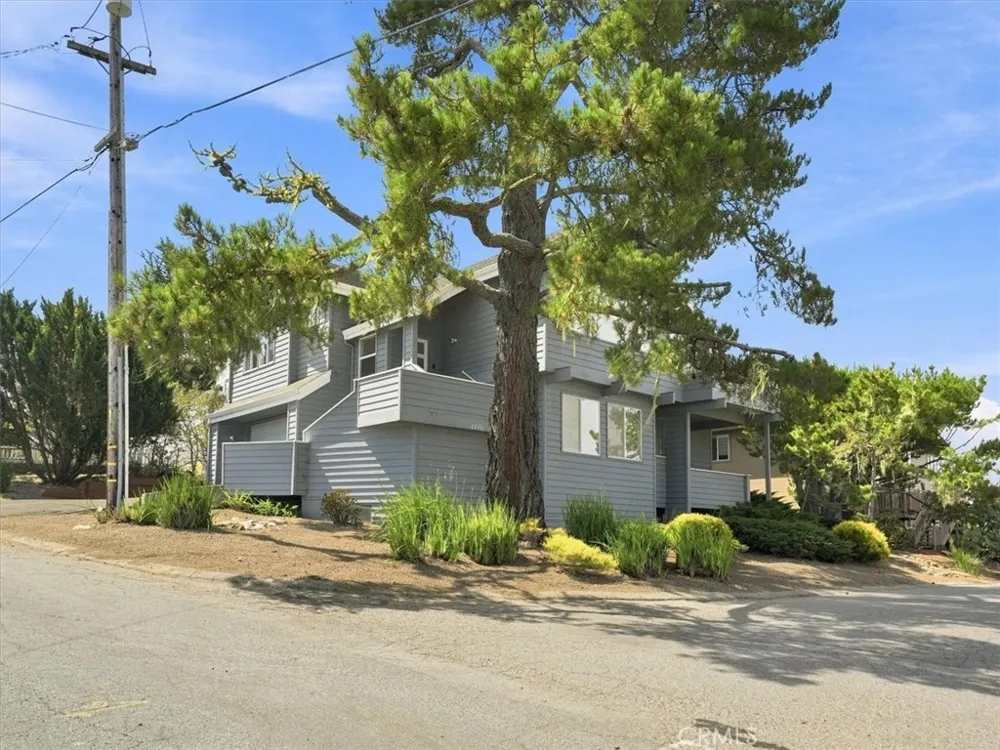 2770 Holden Cambria, CA 93428