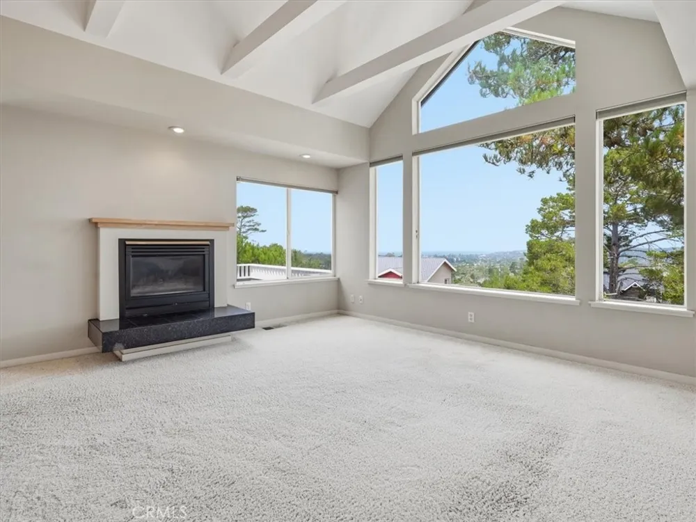 2770 Holden Cambria, CA 93428