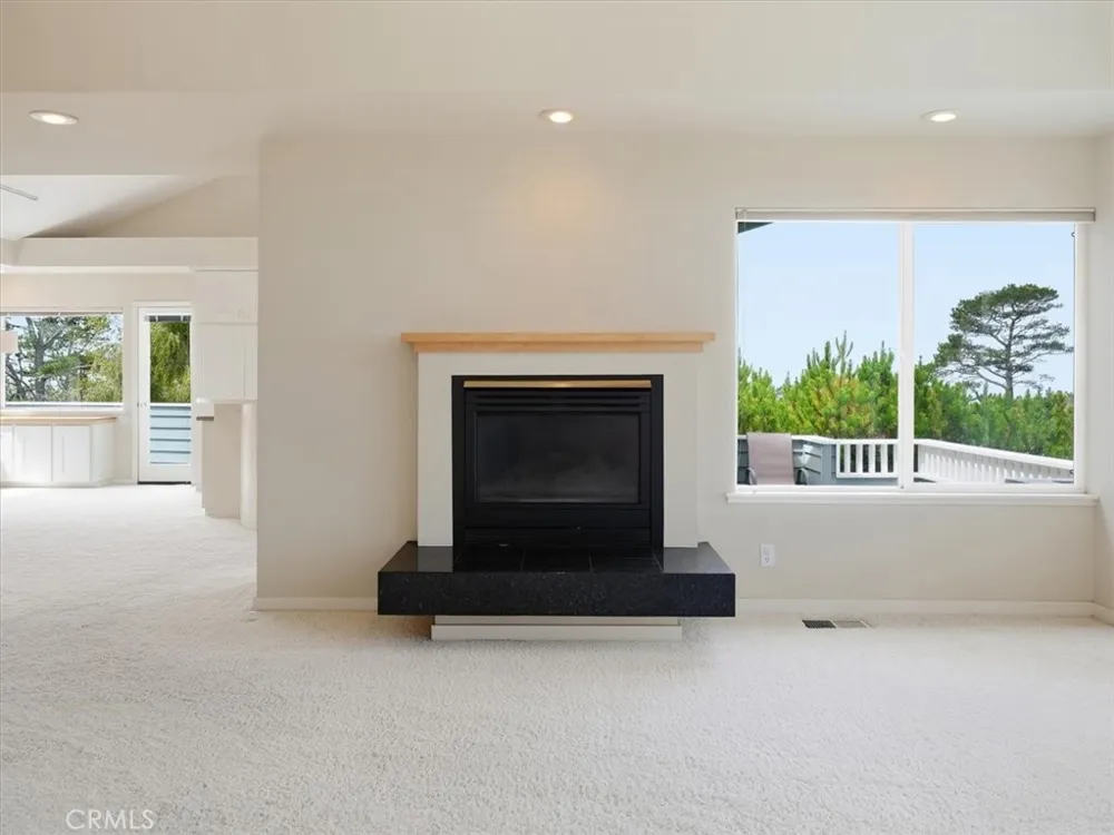 2770 Holden Cambria, CA 93428