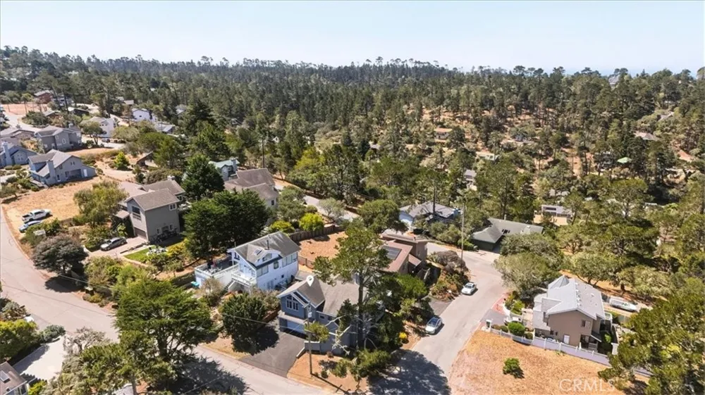 2770 Holden Cambria, CA 93428