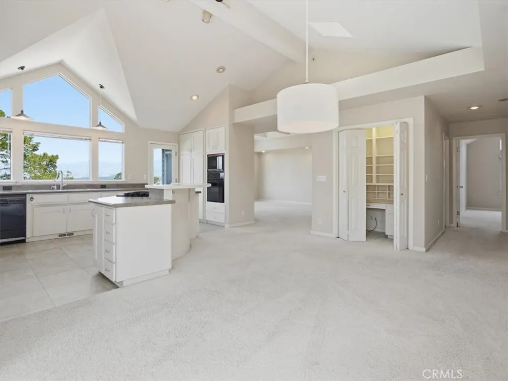 2770 Holden Cambria, CA 93428