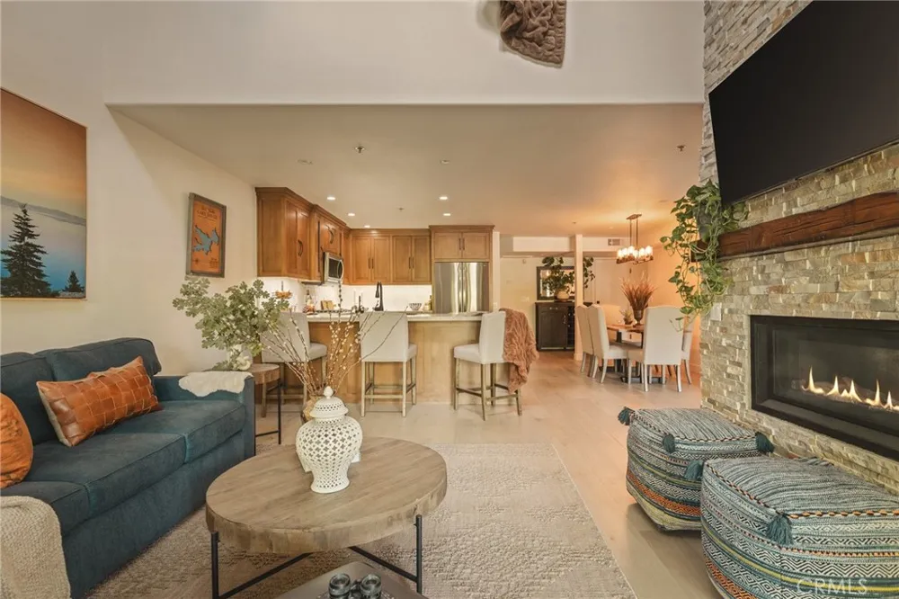 366 Lake Resort Lake Arrowhead, CA 92352