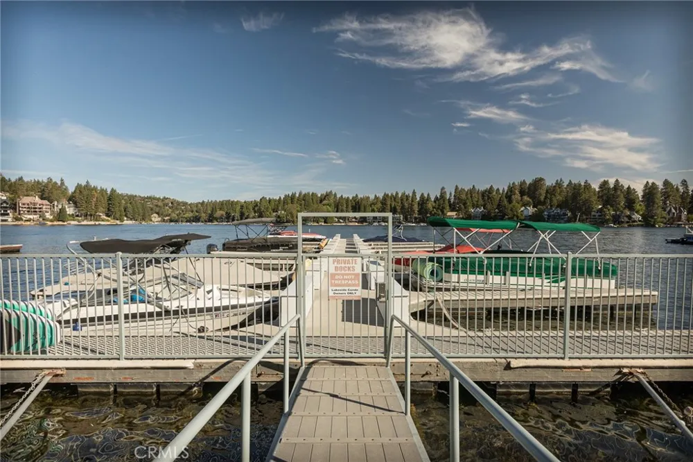 366 Lake Resort Lake Arrowhead, CA 92352