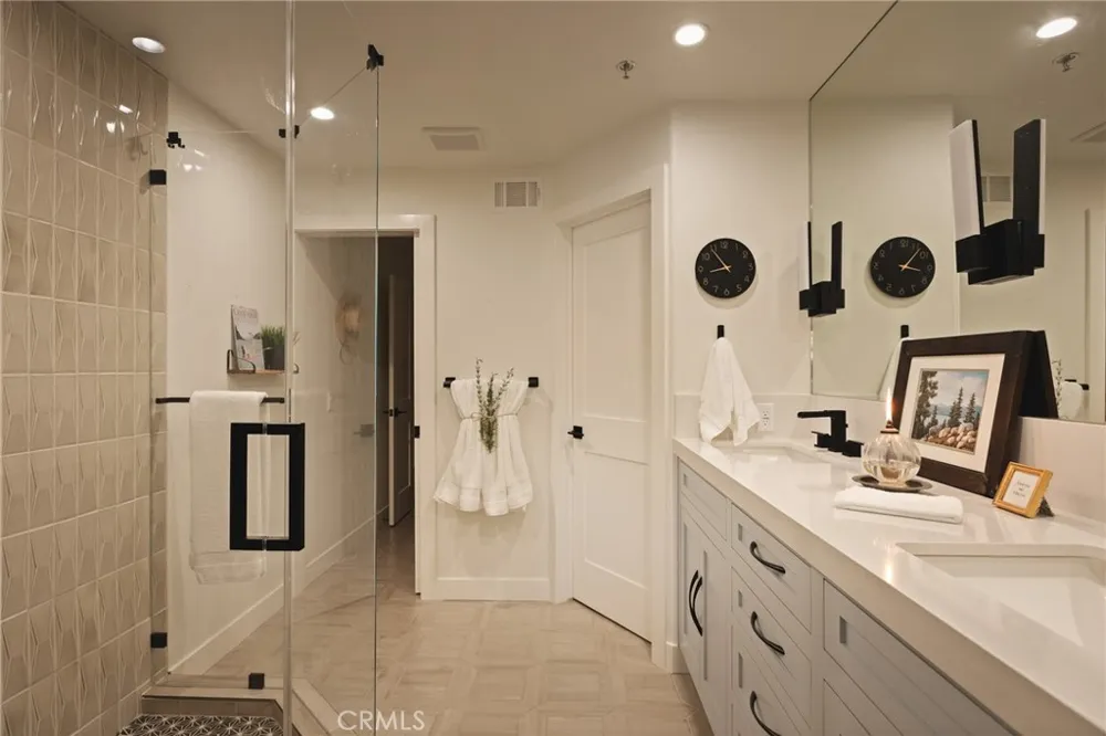 366 Lake Resort Lake Arrowhead, CA 92352