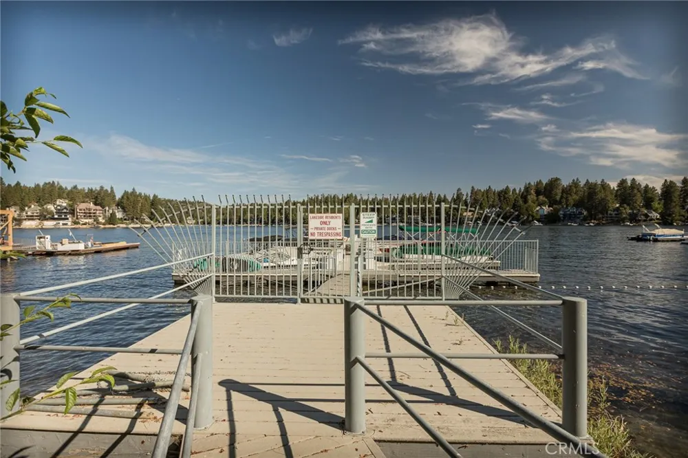 366 Lake Resort Lake Arrowhead, CA 92352