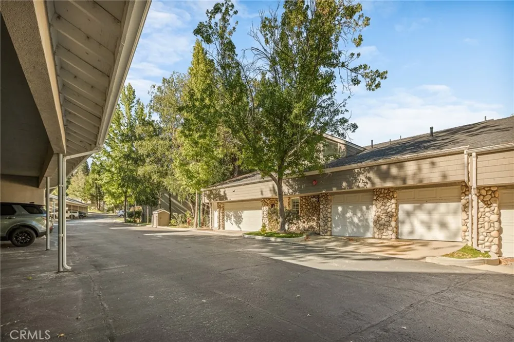 366 Lake Resort Lake Arrowhead, CA 92352