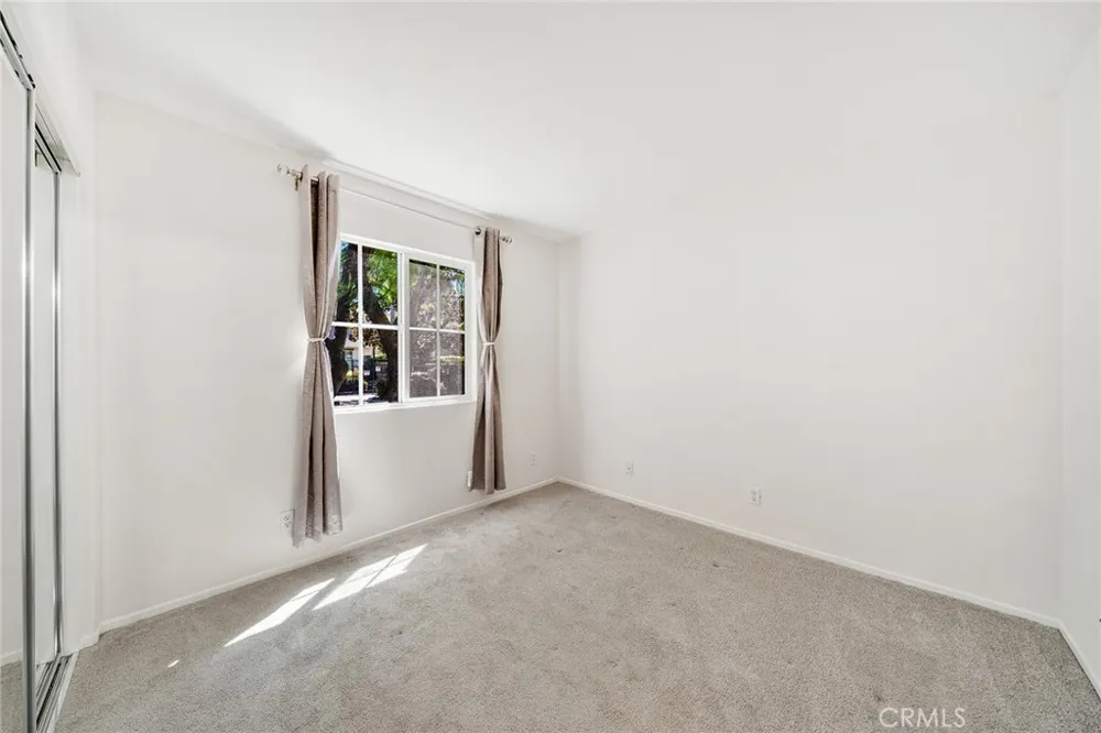 6366 Estrela Eastvale, CA 91752