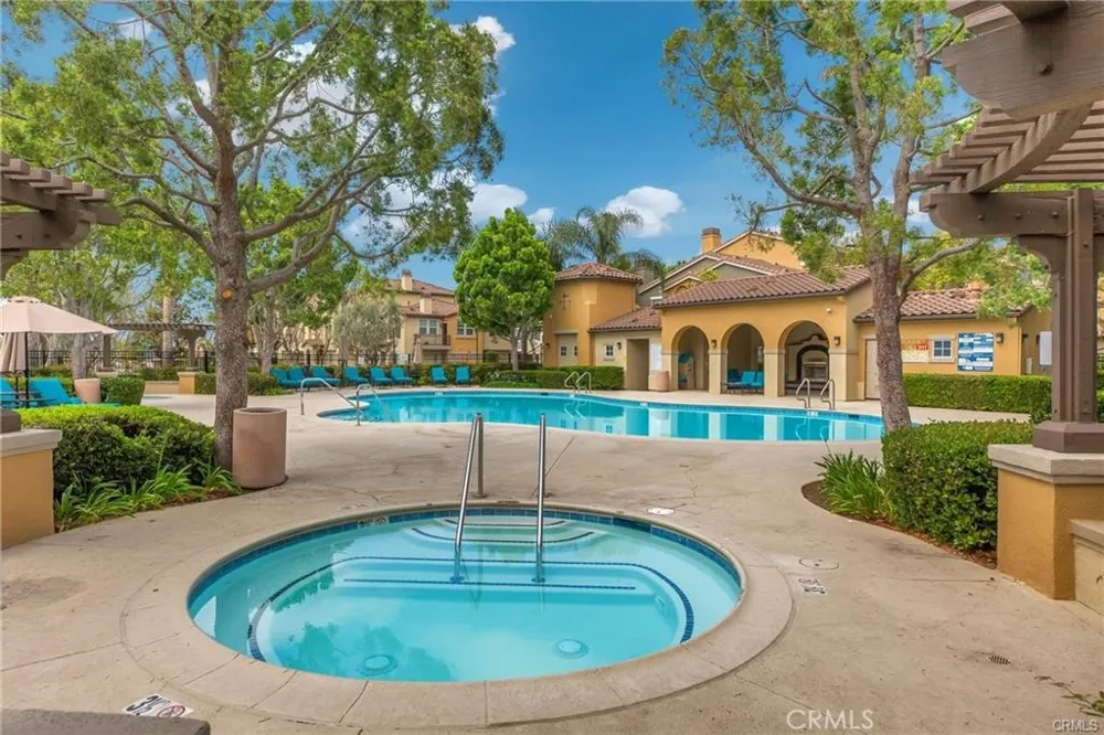 6366 Estrela Eastvale, CA 91752