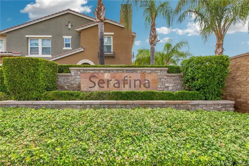 6366 Estrela Eastvale, CA 91752
