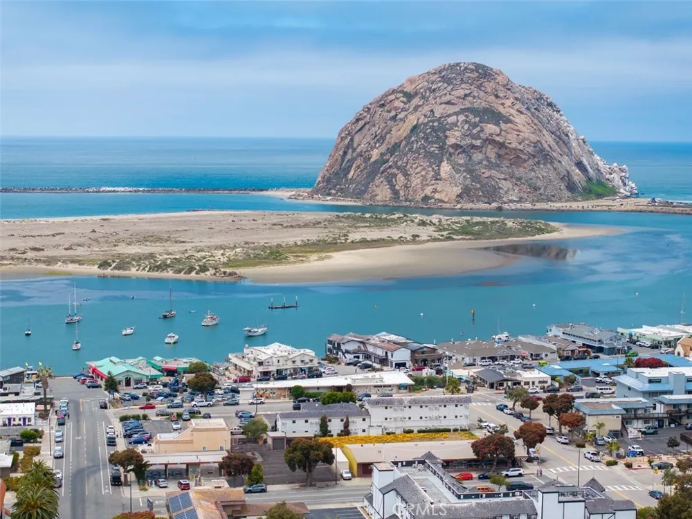 735 Piney Way Morro Bay, CA 93442