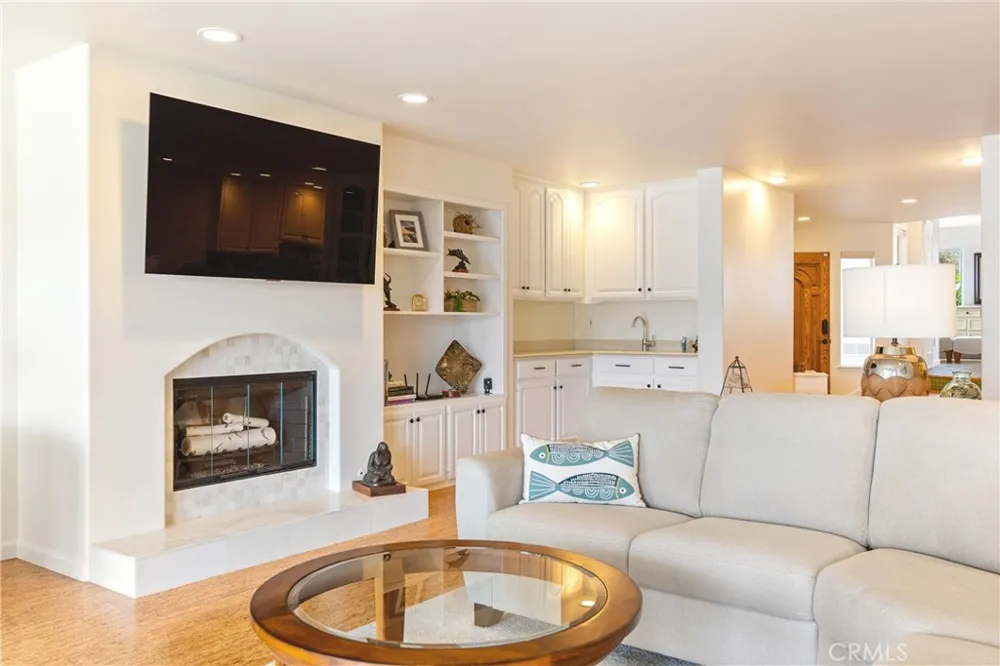 735 Piney Way Morro Bay, CA 93442