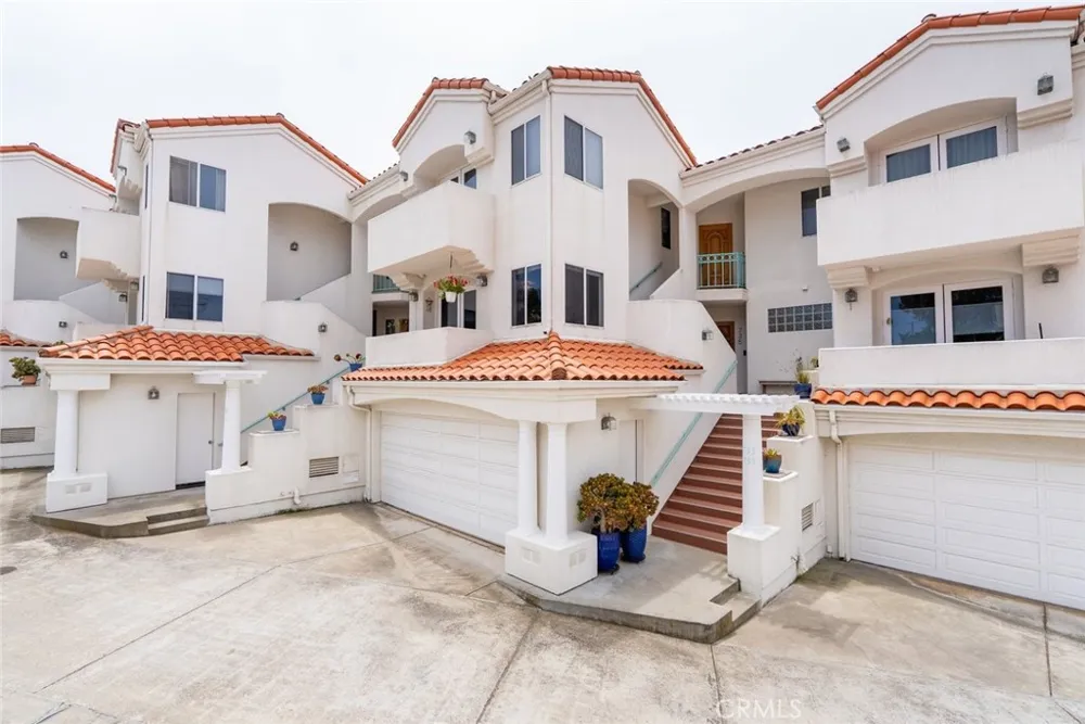 735 Piney Way Morro Bay, CA 93442