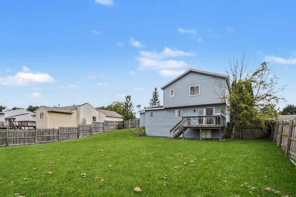4911 Weatherstone Lane SE Kentwood, MI 49508