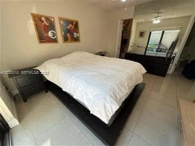10641 SW 113th Pl #76W Miami, FL 33176