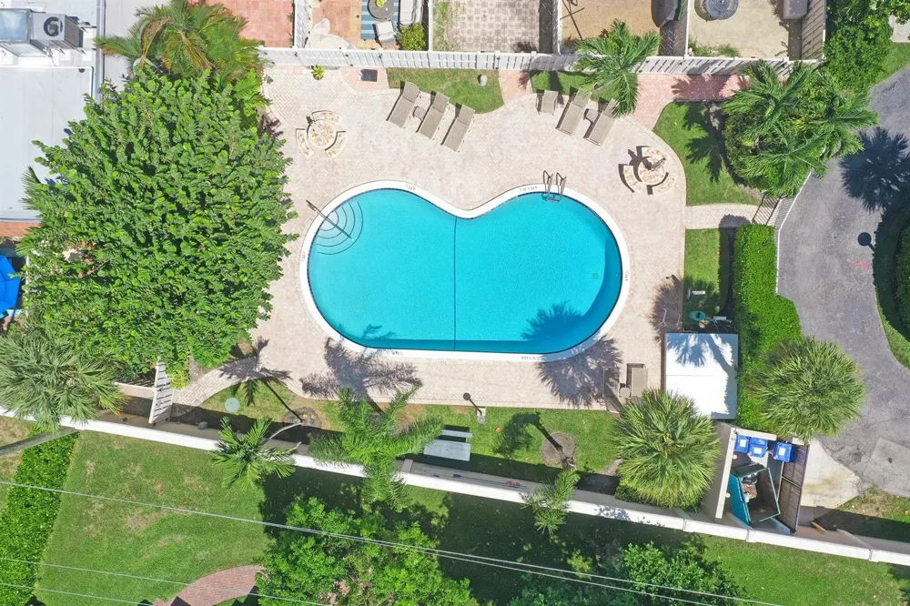 5555 Ocean Boulevard #17 Lauderdale By The Sea, FL 33308