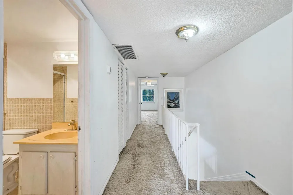 5555 Ocean Boulevard #17 Lauderdale By The Sea, FL 33308