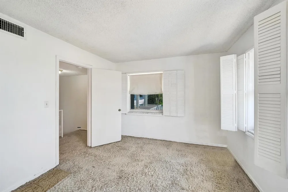 5555 Ocean Boulevard #17 Lauderdale By The Sea, FL 33308