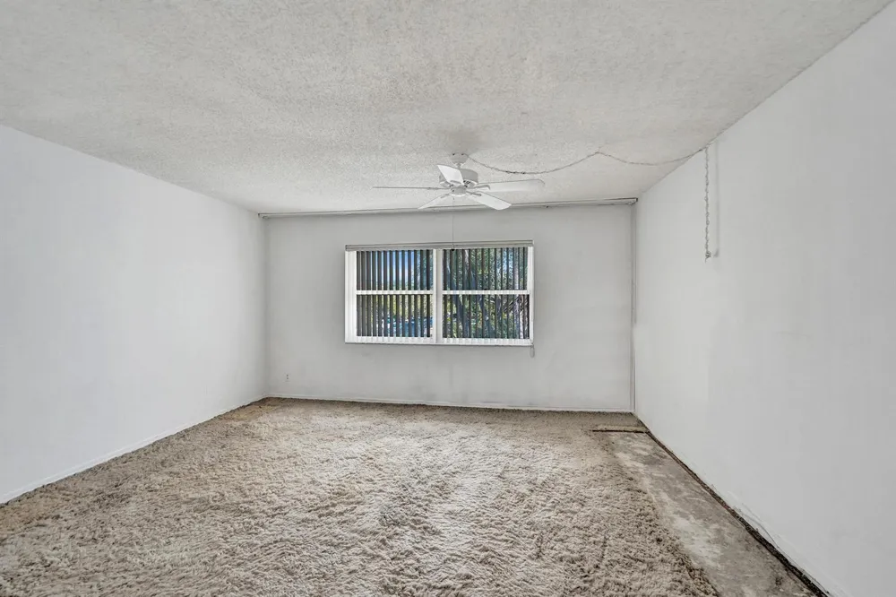 5555 Ocean Boulevard #17 Lauderdale By The Sea, FL 33308