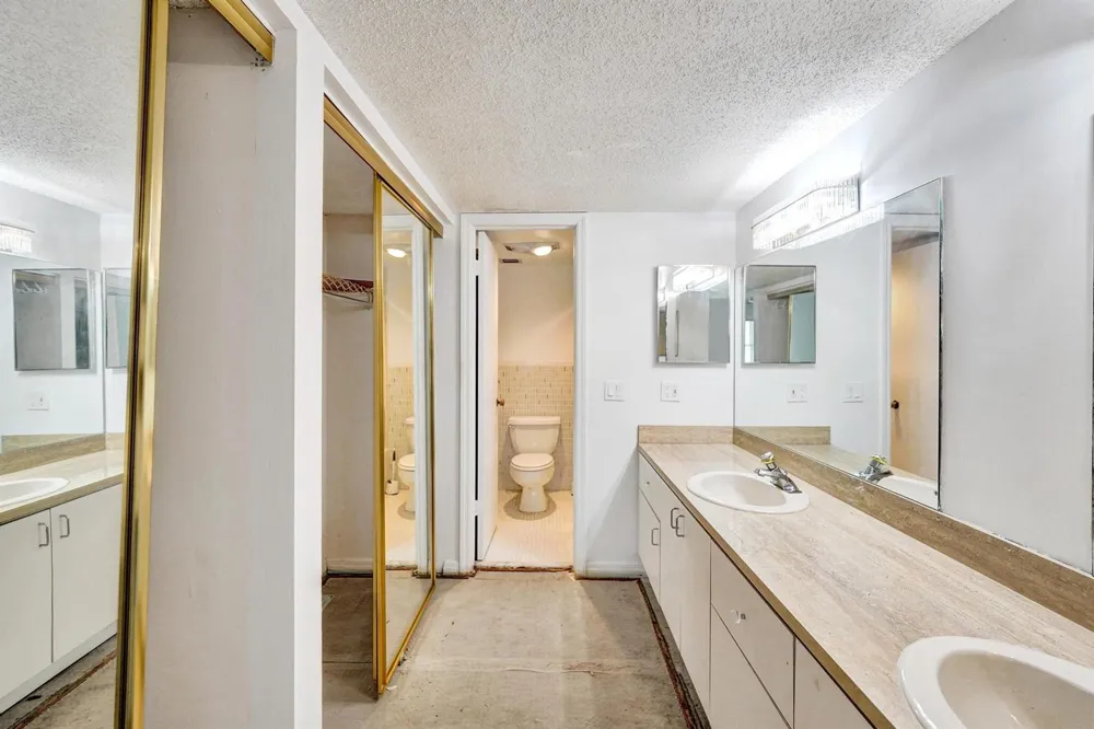 5555 Ocean Boulevard #17 Lauderdale By The Sea, FL 33308
