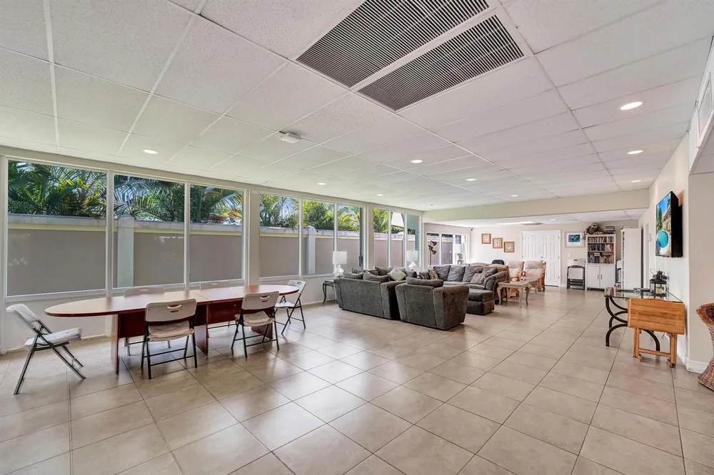 5555 Ocean Boulevard #17 Lauderdale By The Sea, FL 33308