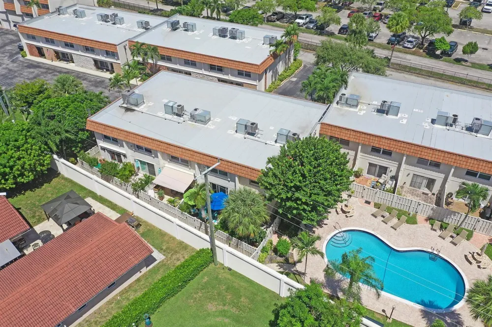 5555 Ocean Boulevard #17 Lauderdale By The Sea, FL 33308