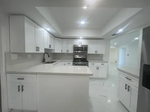 3290 NW 39TH STREET