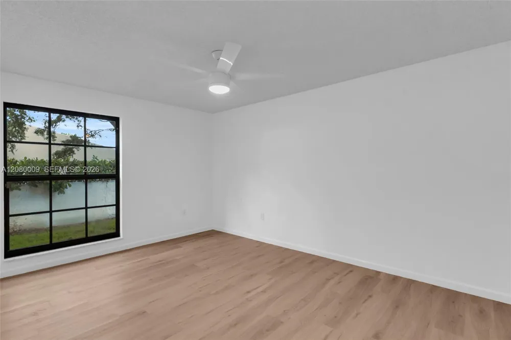 7100 Fairway Dr #K11 Miami Lakes, FL 33014