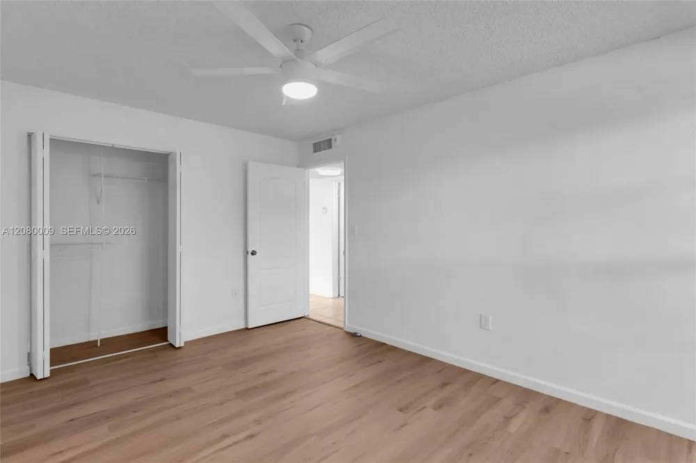 7100 Fairway Dr #K11 Miami Lakes, FL 33014