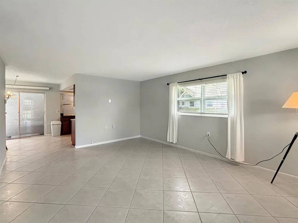 3154 Meridian Way S #6 Palm Beach Gardens, FL 33410