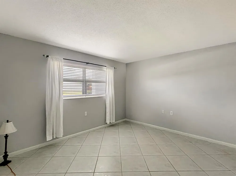 3154 Meridian Way S #6 Palm Beach Gardens, FL 33410